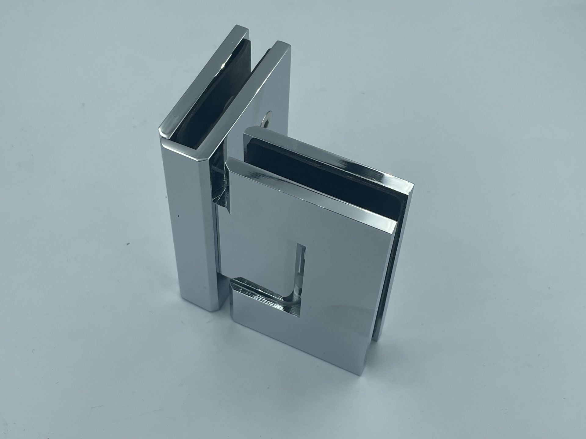 Polished chrome finish 90 degree glass to glass heavy duty hinge